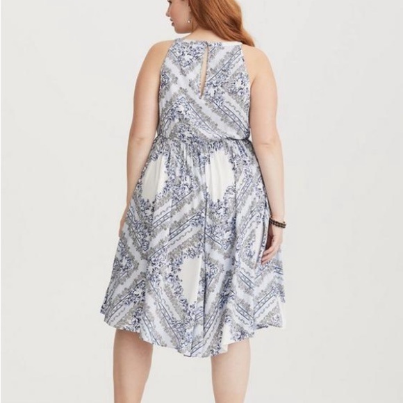 New torrid blue/white Midi Challis High Neck Dress size 00 - Picture 3 of 10